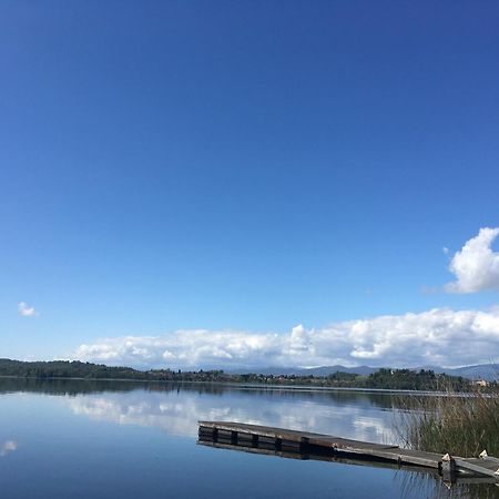 Appartamento Miralago Con Giardino Sul Lago Gavirate Kültér fotó