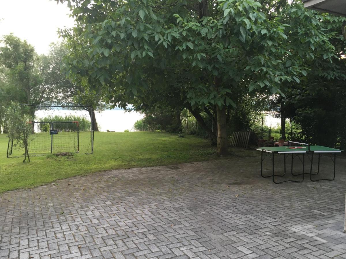 Appartamento Miralago Con Giardino Sul Lago Gavirate Kültér fotó